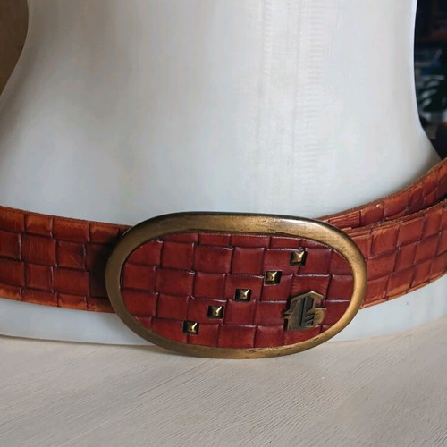 Guess leather belt 85 cm like new, brown