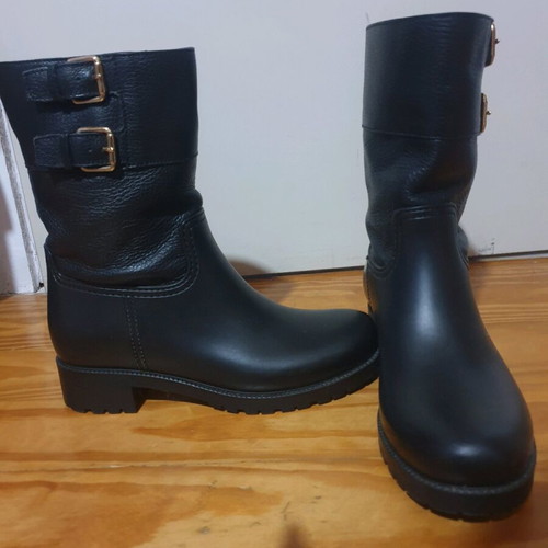 Feng Shoe black boots like new, leather and galoshes, size 38