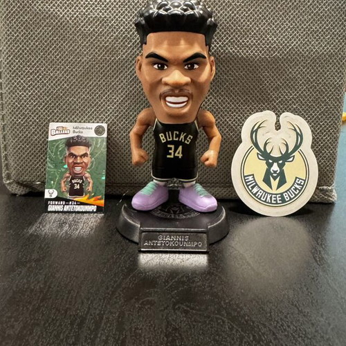 Giannis Antetokounmpo Figure new with card and team sticker