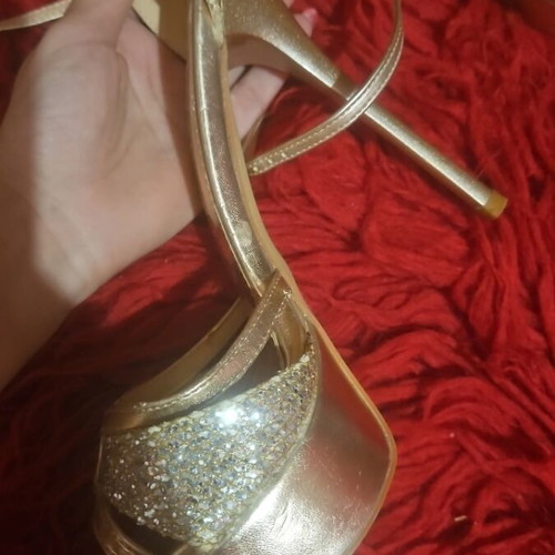 Pumps gold size 39 new