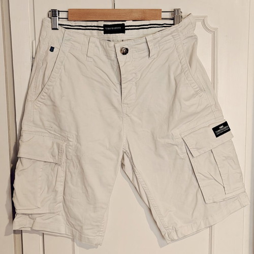 Funky Buddha men's white cargo bermuda shorts like new