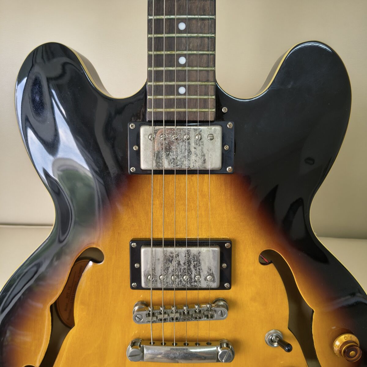Epiphone Dot VS electric guitar,… - € 350,00 - Vendora.cy
