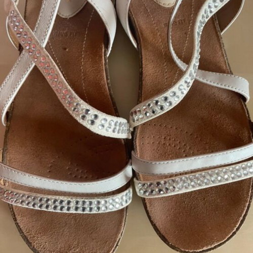 Clarks leather sandals size 39 wide fit with strass, like new