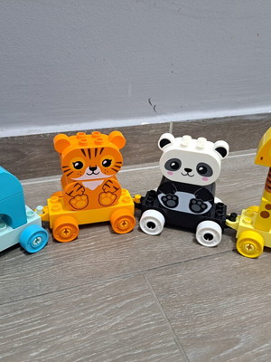 Lego Duplo Train with Animals like new