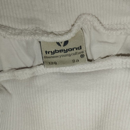 Trybeyond fabric pants like new, white, size 128, age 8, cool and comfortable