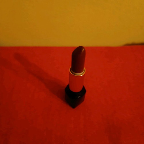 Golden Rose Satin Lipstick 23 used