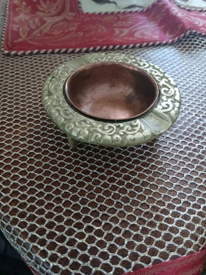 Vintage small ashtray used, made of bronze and brass
