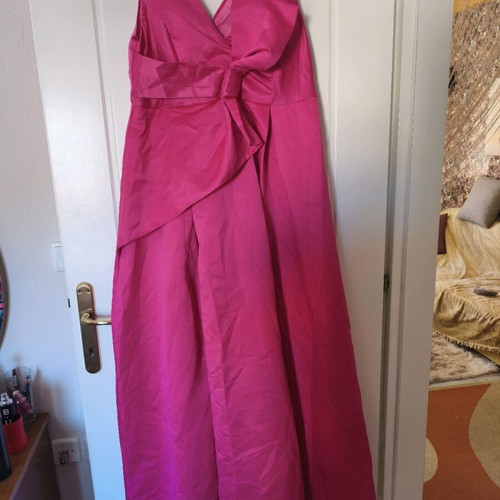 Fuchsia maxi dress Shein like new with -  59,00 - Vendora.cy