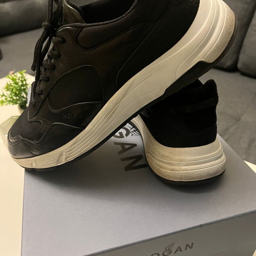 Hogan Hyperlight sneakers size 41.5 black and white