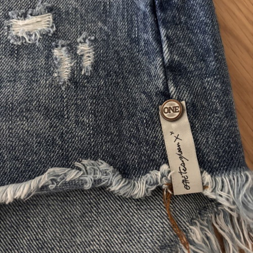 One Teaspoon Outlaws Denim Shorts like new, size 27, blue