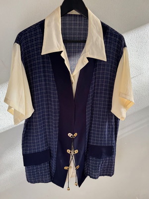 Grandpa style vintage shirt with statement closure new, beige and blue
