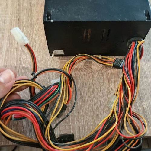 Computer power supply 585W used, functional
