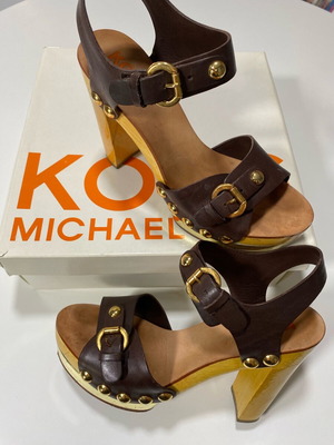 Michael Kors sandals like new, brown with gold details size 37.5