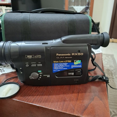 Panasonic RX50 video camera like new, VHS-C compatible