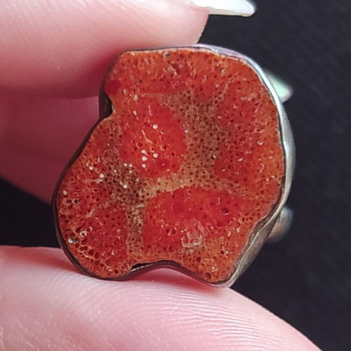 Silver 925 ring with natural coral size 6.5