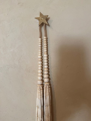 Vintage bone necklace like new, beige