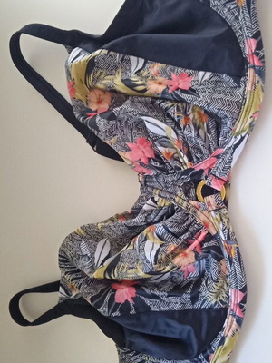Dorina swimsuit like new, black, supportive for large bust