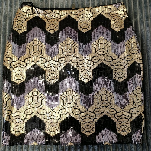 Miss Selfridge mini skirt with sequins, size M, like new, multicolor