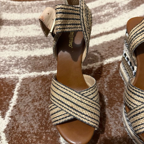 Attrattivo high-heeled pumps like new, size 38, beige/black/white
