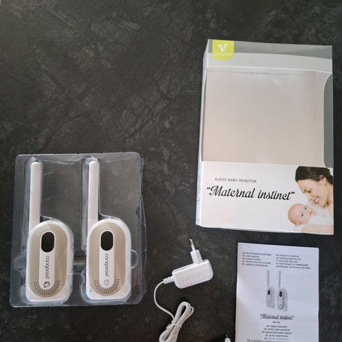 Cangaroo audio baby monitor new system with charger and batteries