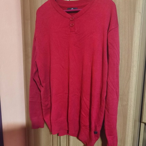 Red men's sweater Grey Connection like new, size L