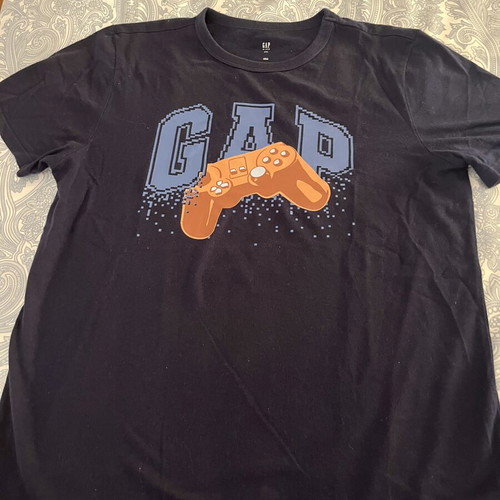 Benetton Bermuda and Gap T-shirt set like new, dark blue, kids sizes
