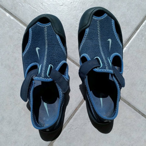 Nike summer sandals used, blue, adjustable with velcro