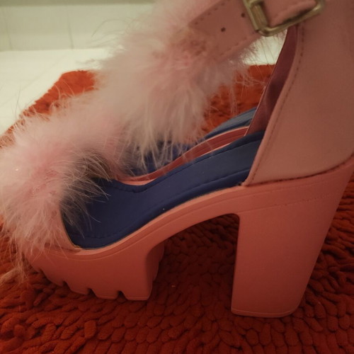 Pink Heels new, size 39.5