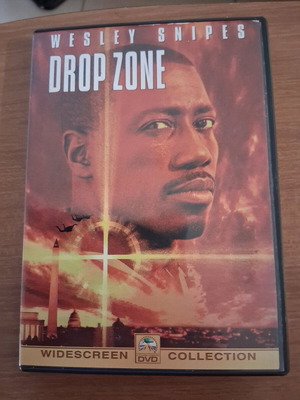 Drop Zone DVD употребяван, екшън с субтитри