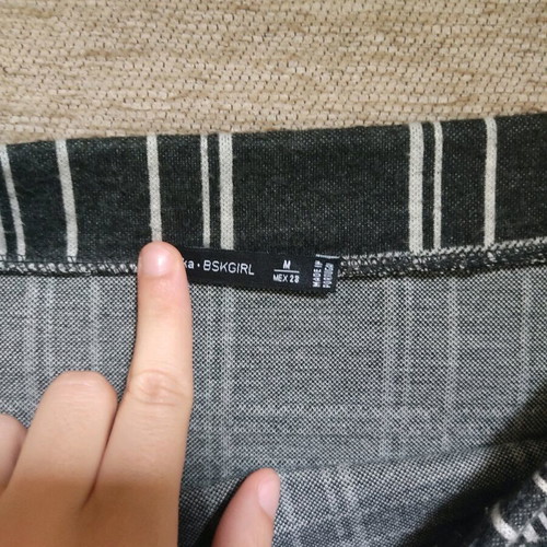 Bershka winter skirt A-line, size M, checkered, like new