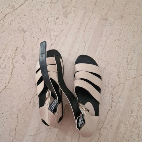 JK London beige platform sandals, size 38