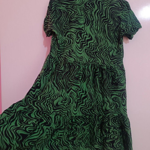 Stradivarius green long shirt dress Small used with black pattern