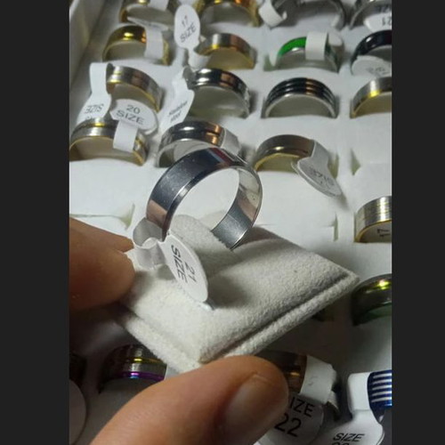 Unisex ring durable steel size 21 new