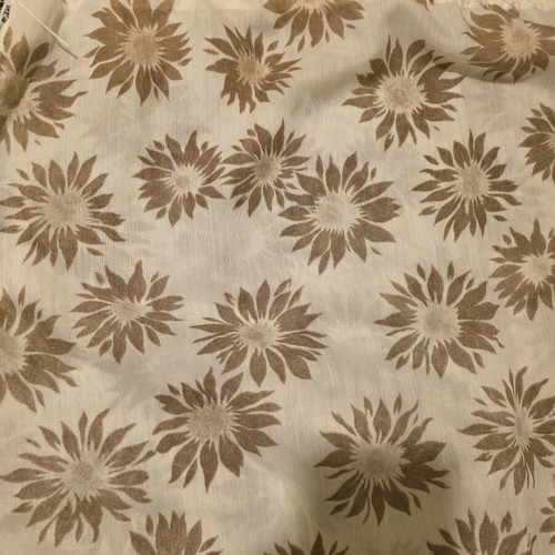 Vintage curtain beige with chrysanthemum pattern, like new
