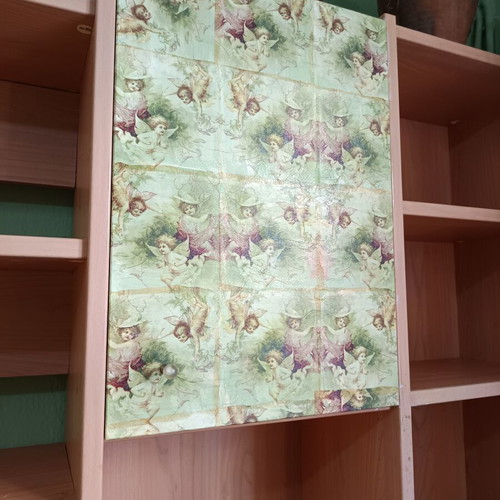 Desk with bookshelf and multiple storage spaces used