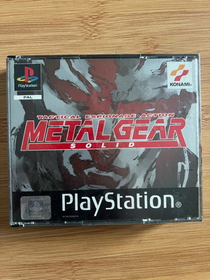 Metal Gear Solid PlayStation 1 used with Silent Hill and Euro 34 Demo
