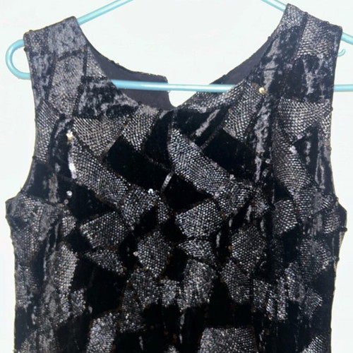Cocktail short dress with shiny gemstones size M like new, black and silver