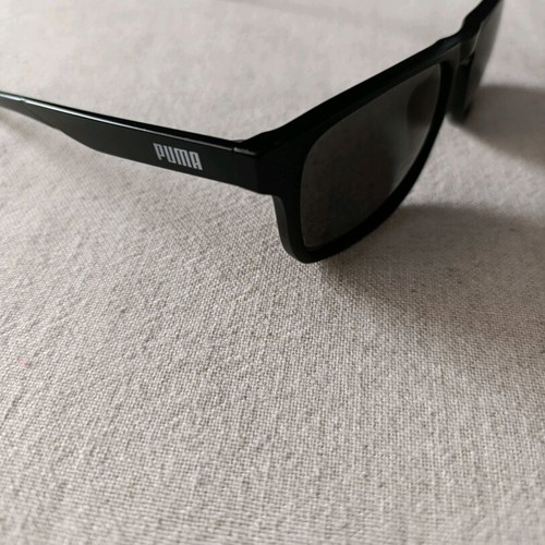 Puma sunglasses like new, black
