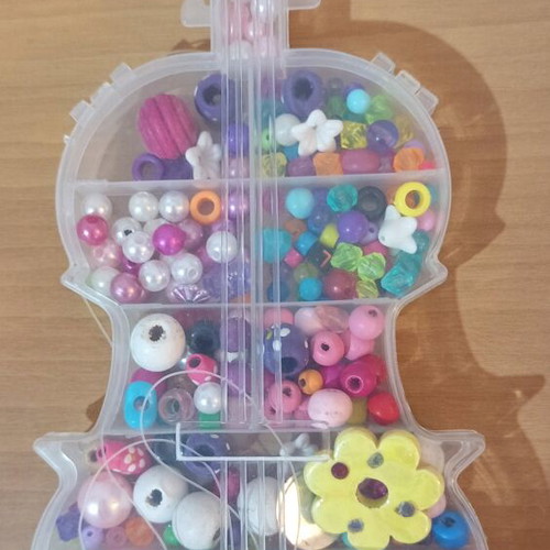 Craft kit with assorted beads and box for children's jewelry