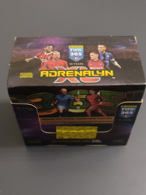 Κούτα με 50 φακελάκια Panini Fifa365 Adrenalyn 2025 καινούργια, σφραγισμένη