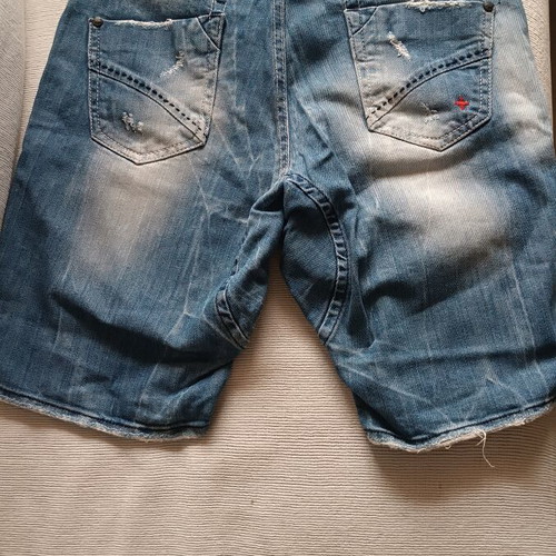 Damaged Superior Design denim bermuda shorts like new, size L
