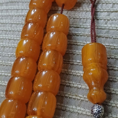 Bakelite komboloi worry beads with metal traditional tassel