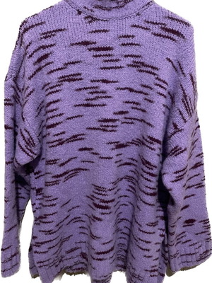 Long-sleeved jumper like new, size M, black and purple