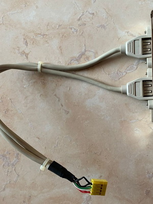 Computer cable with 2xUSB ports used