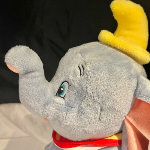 Disney Dumbo 25 cm soft plush toy new