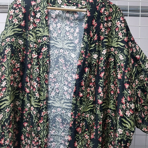 Unfold Copenhagen cape one size like new, viscose