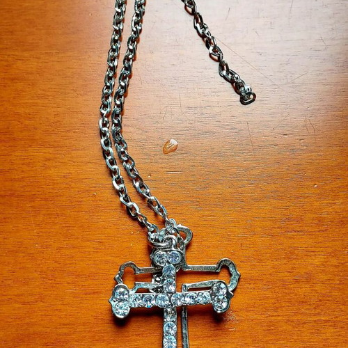 Double Cross Pendant silver, like new with chain