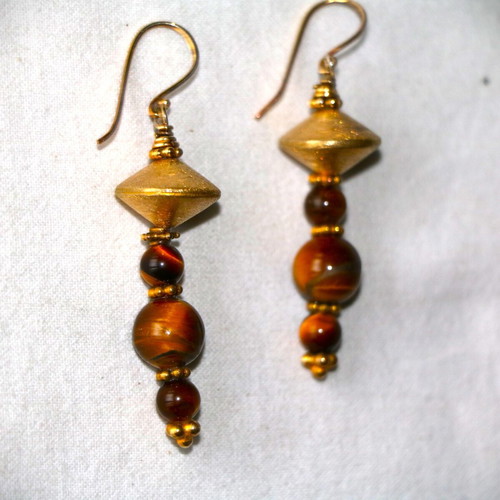 Gold earrings with tiger's eye and 22K gold-plated clasp new