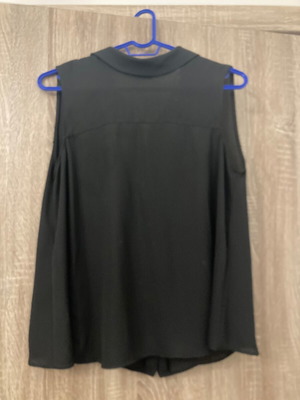Zara τοπ καινούργιο, μέγεθος medium, μαύρο με κουμπάκια κόσμημα