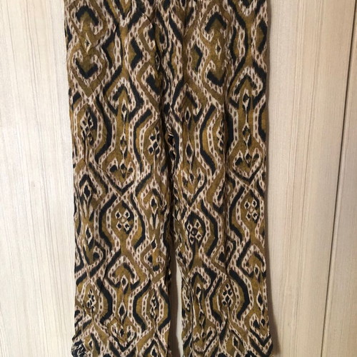 Souvenir pants size L used, black and brown